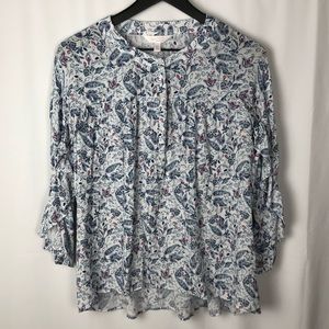 Lauren Conrad ruffled long 3/4 sleeve floral top